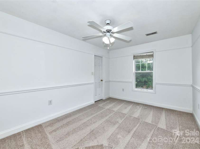 1013 Taylor Glenn Lane, Indian Trail, NC 28079.  MLS# CAR4163418, YatesRealty ID 20100. 