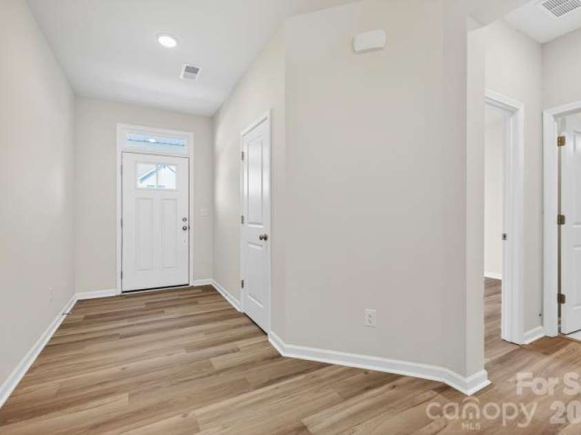 10116 Mamillion Drive, Huntersville, NC 28078.  MLS# CAR4334522, YatesRealty ID 20102. 