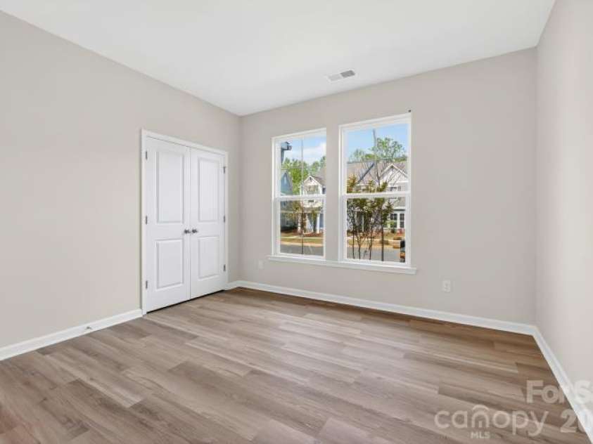 10116 Mamillion Drive, Huntersville, NC 28078.  MLS# CAR4334522, YatesRealty ID 20102. 