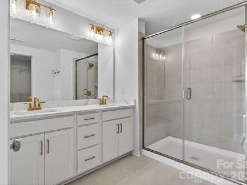 10116 Mamillion Drive, Huntersville, NC 28078.  MLS# CAR4334522, YatesRealty ID 20102. 