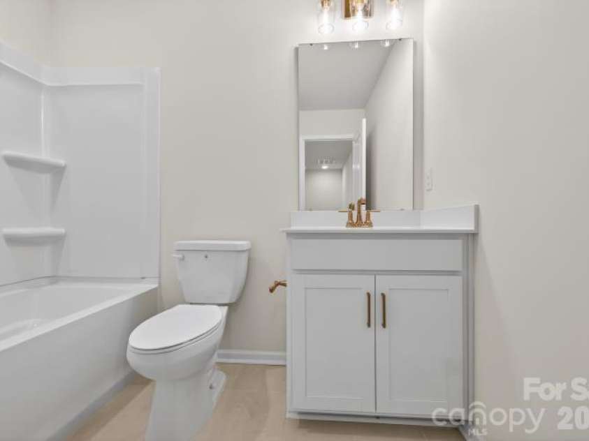 10116 Mamillion Drive, Huntersville, NC 28078.  MLS# CAR4334522, YatesRealty ID 20102. 