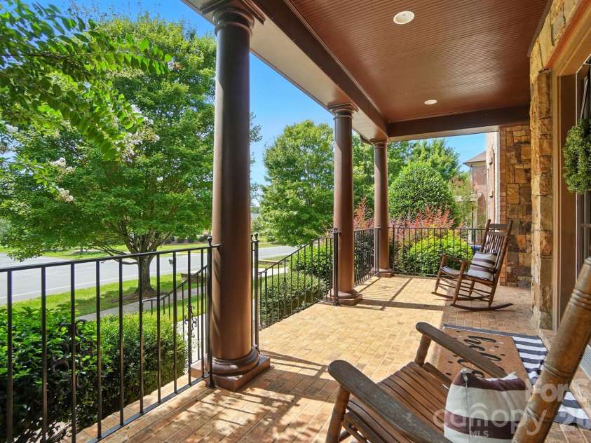 13056 Long Common Parkway, Huntersville, NC 28078.  MLS# CAR4379136, YatesRealty ID 20105. 
