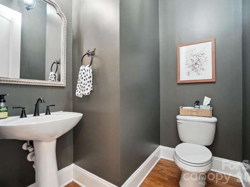 13056 Long Common Parkway, Huntersville, NC 28078.  MLS# CAR4379136, YatesRealty ID 20105. 