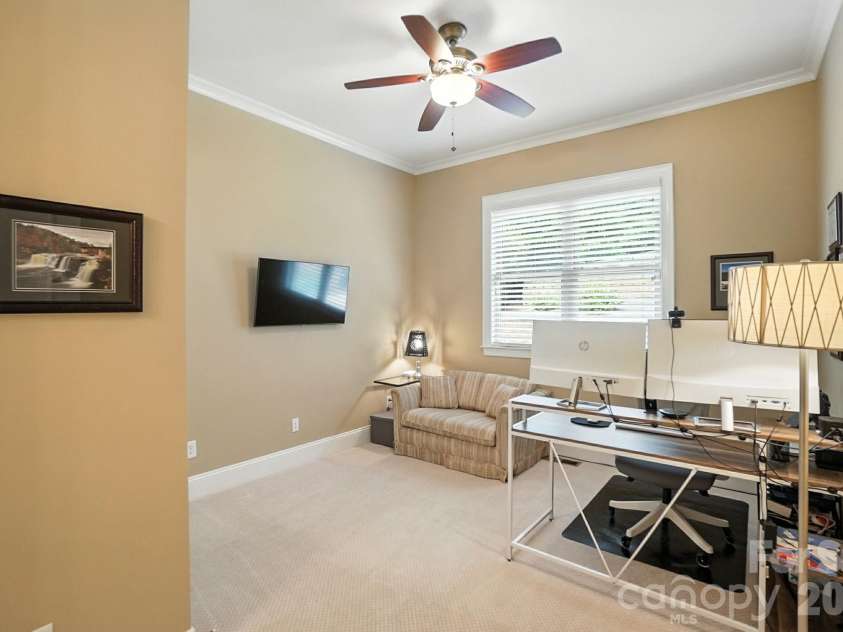 13056 Long Common Parkway, Huntersville, NC 28078.  MLS# CAR4379136, YatesRealty ID 20105. 
