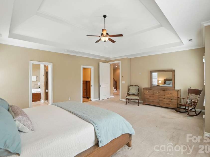 13056 Long Common Parkway, Huntersville, NC 28078.  MLS# CAR4379136, YatesRealty ID 20105. 