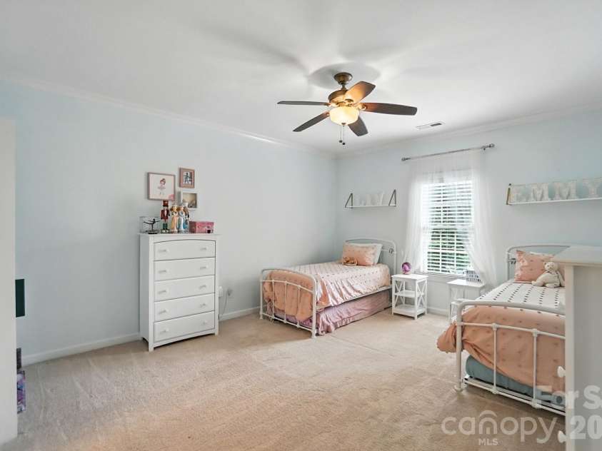13056 Long Common Parkway, Huntersville, NC 28078.  MLS# CAR4379136, YatesRealty ID 20105. 