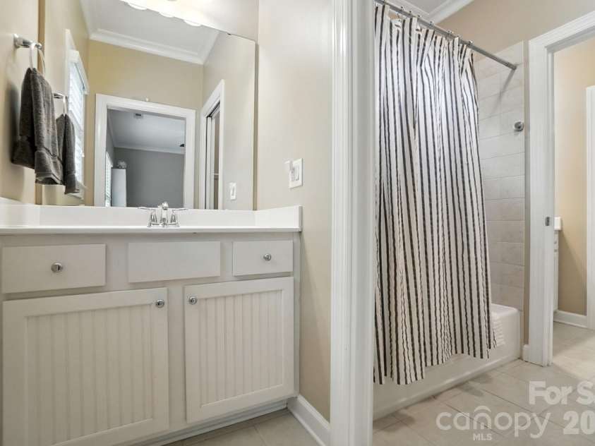 13056 Long Common Parkway, Huntersville, NC 28078.  MLS# CAR4379136, YatesRealty ID 20105. 