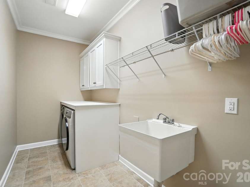 13056 Long Common Parkway, Huntersville, NC 28078.  MLS# CAR4379136, YatesRealty ID 20105. 