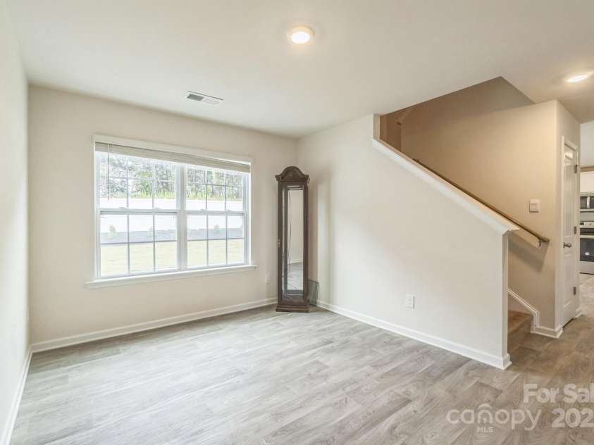 1323 Mifflin Lane, Dallas, NC 28034.  MLS# CAR4266862, YatesRealty ID 20105. 