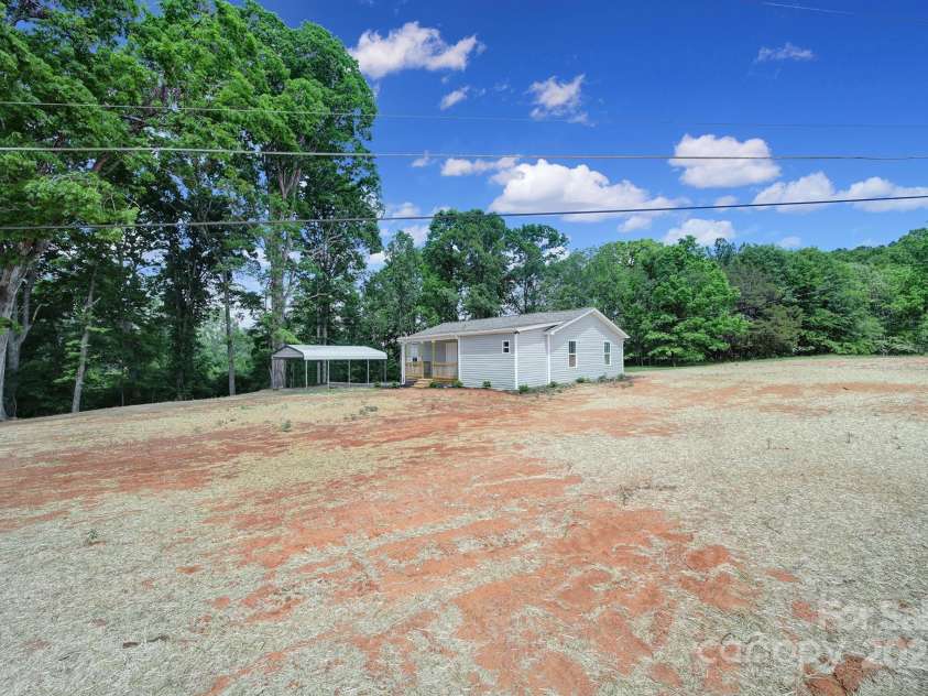 118 Henry Street, Lawndale, NC 28090.  MLS# CAR4265273, YatesRealty ID 20107. 