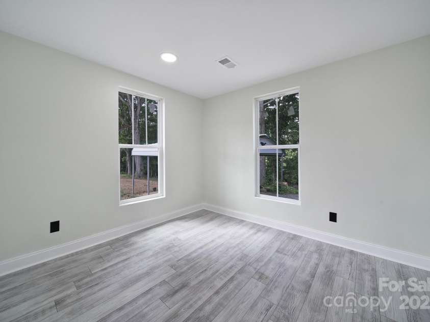 118 Henry Street, Lawndale, NC 28090.  MLS# CAR4265273, YatesRealty ID 20107. 