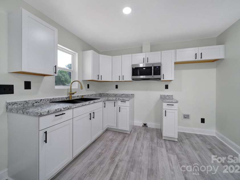 118 Henry Street, Lawndale, NC 28090.  MLS# CAR4265273, YatesRealty ID 20107. 