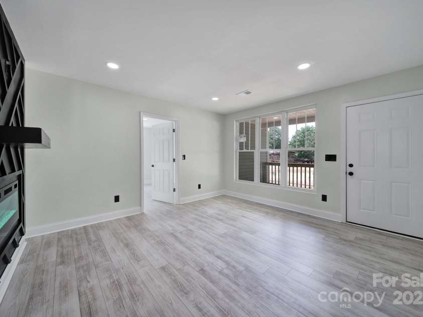 118 Henry Street, Lawndale, NC 28090.  MLS# CAR4265273, YatesRealty ID 20107. 