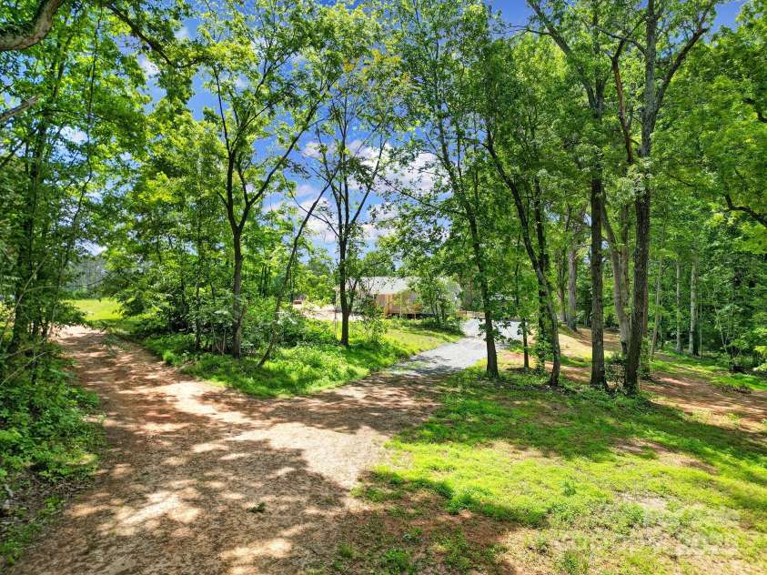 118 Henry Street, Lawndale, NC 28090.  MLS# CAR4265273, YatesRealty ID 20107. 