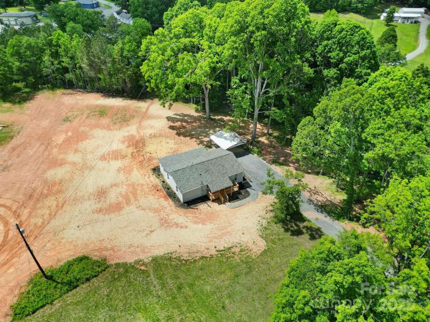 118 Henry Street, Lawndale, NC 28090.  MLS# CAR4265273, YatesRealty ID 20107. 