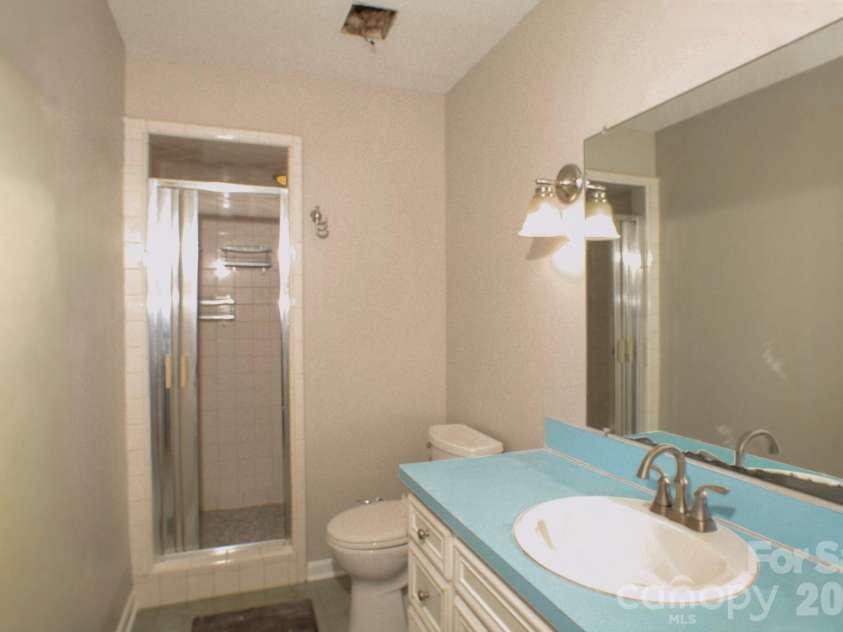 510 4th Avenue, Conover, NC 28613.  MLS# CAR4305259, YatesRealty ID 20107. 