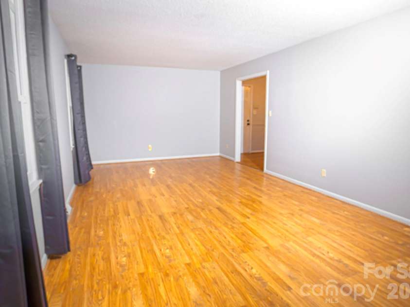 510 4th Avenue, Conover, NC 28613.  MLS# CAR4305259, YatesRealty ID 20107. 