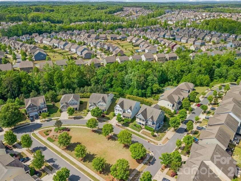 4019 Hamil Ridge Drive, Waxhaw, NC 28173.  MLS# CAR4373588, YatesRealty ID 20109. 