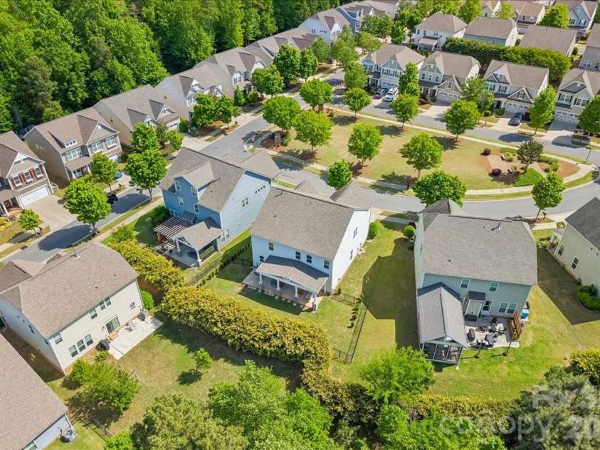 4019 Hamil Ridge Drive, Waxhaw, NC 28173.  MLS# CAR4373588, YatesRealty ID 20109. 