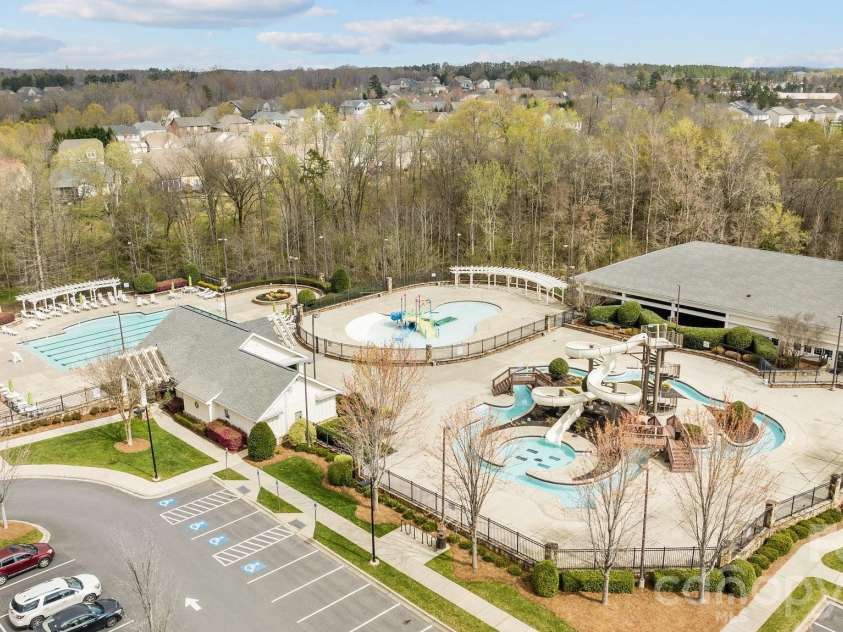 4019 Hamil Ridge Drive, Waxhaw, NC 28173.  MLS# CAR4373588, YatesRealty ID 20109. 