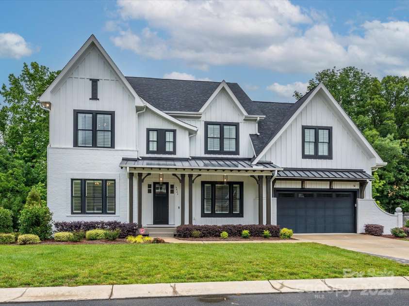 9426 Greyson Ridge Drive, Charlotte, NC 28277.  MLS# CAR4264377, YatesRealty ID 20109. 