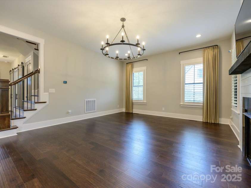 9426 Greyson Ridge Drive, Charlotte, NC 28277.  MLS# CAR4264377, YatesRealty ID 20109. 