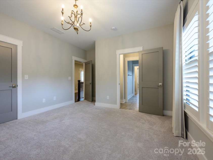 9426 Greyson Ridge Drive, Charlotte, NC 28277.  MLS# CAR4264377, YatesRealty ID 20109. 