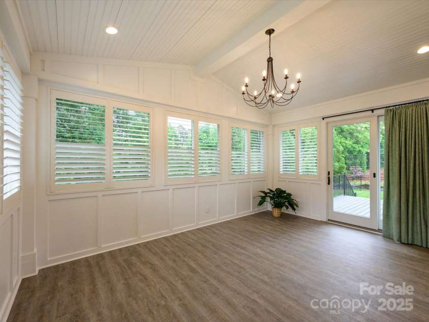 9426 Greyson Ridge Drive, Charlotte, NC 28277.  MLS# CAR4264377, YatesRealty ID 20109. 
