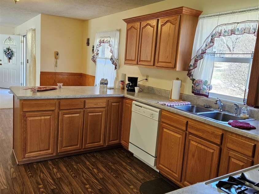 271 Stradley Mountain Road, Asheville, NC 28806.  MLS# CAR4213787, YatesRealty ID 2011. 