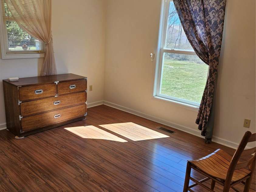 271 Stradley Mountain Road, Asheville, NC 28806.  MLS# CAR4213787, YatesRealty ID 2011. 