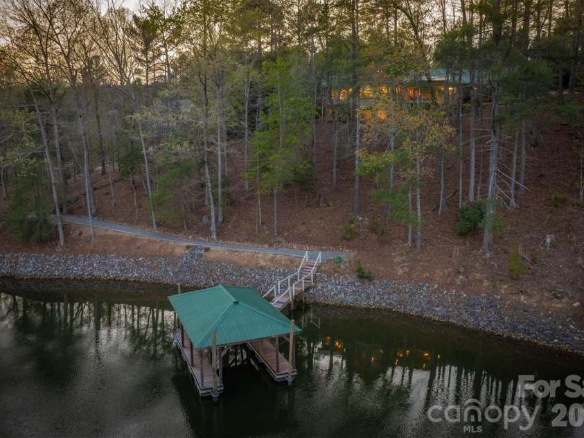 2224 Paradise Harbor Drive, Connelly Springs, NC 28612.  MLS# CAR4369007, YatesRealty ID 20111. 