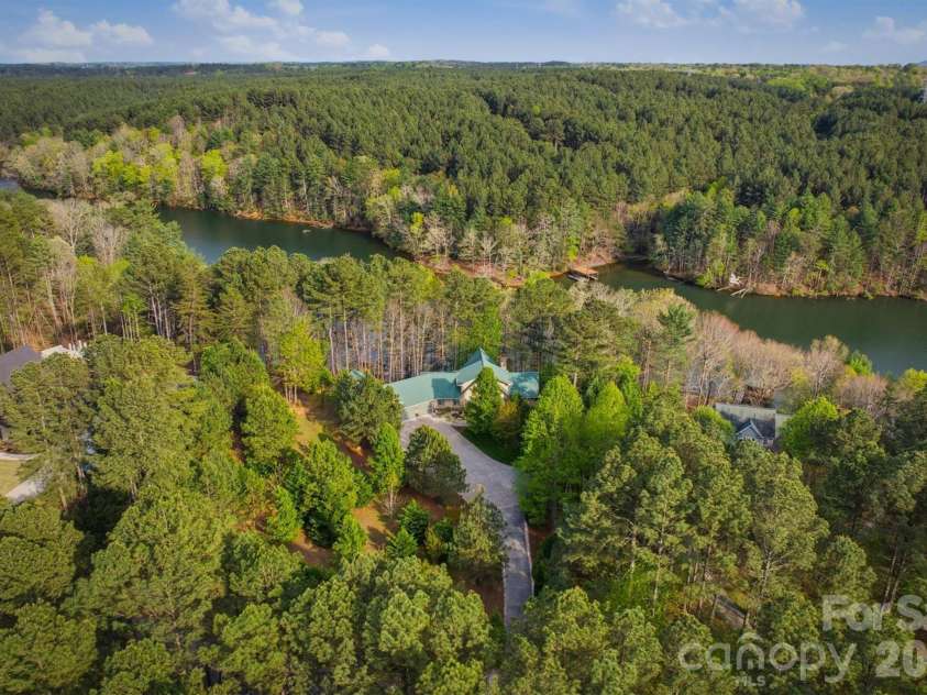 2224 Paradise Harbor Drive, Connelly Springs, NC 28612.  MLS# CAR4369007, YatesRealty ID 20111. 