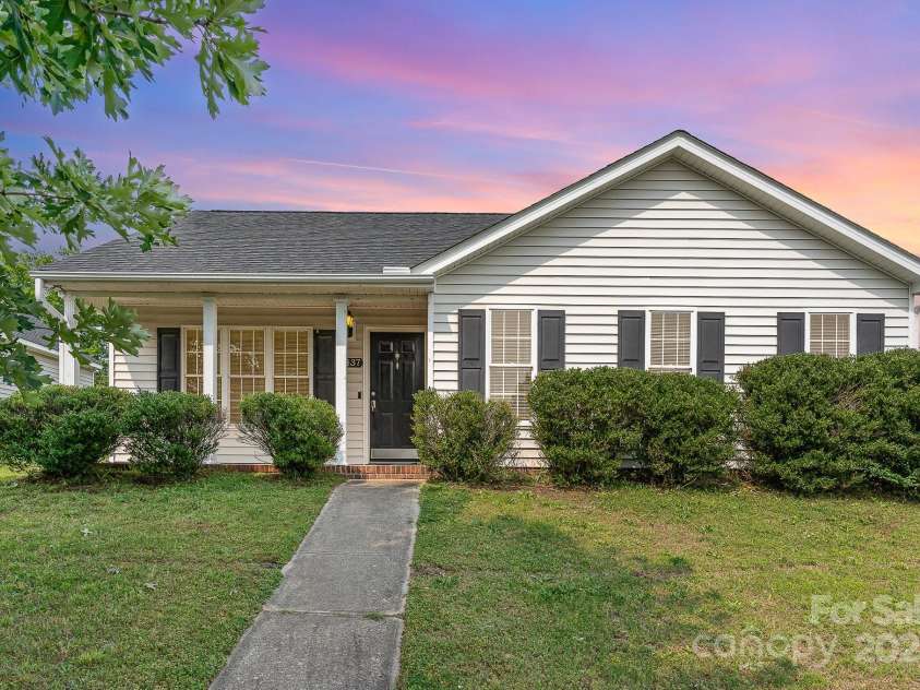 5437 Advantis Drive, Raleigh, NC 27610.  MLS# CAR4265751, YatesRealty ID 20112. 