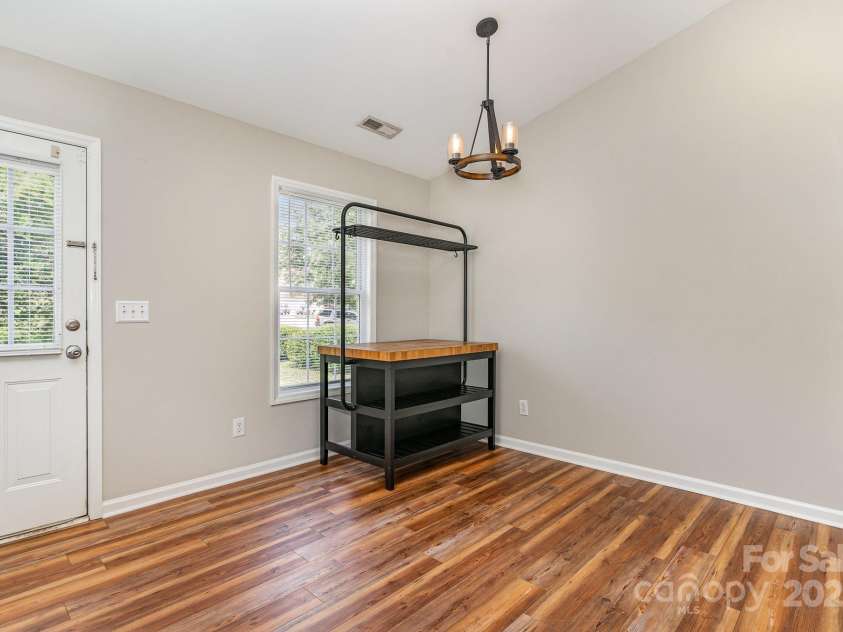 5437 Advantis Drive, Raleigh, NC 27610.  MLS# CAR4265751, YatesRealty ID 20112. 