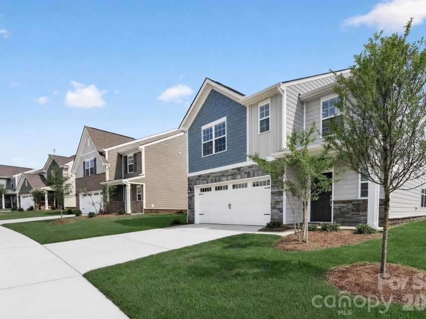 1222 Ambrosia Drive, York, SC 29745.  MLS# CAR4378545, YatesRealty ID 20113. 