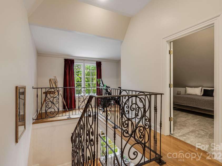 280 Sweetwater Hills Drive, Hendersonville, NC 28791.  MLS# CAR4268541, YatesRealty ID 20114. 