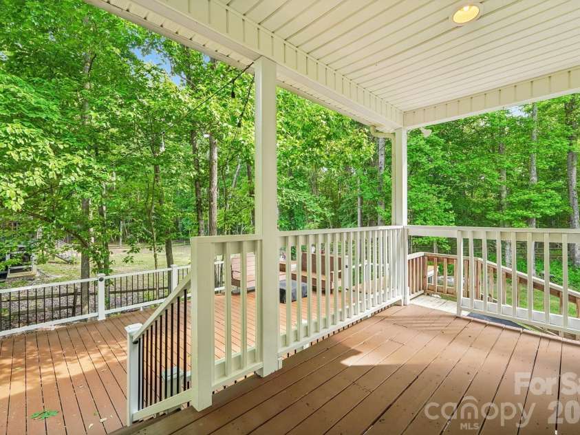 917 Clover Park Drive, Clover, SC 29710.  MLS# CAR4378029, YatesRealty ID 20115. 