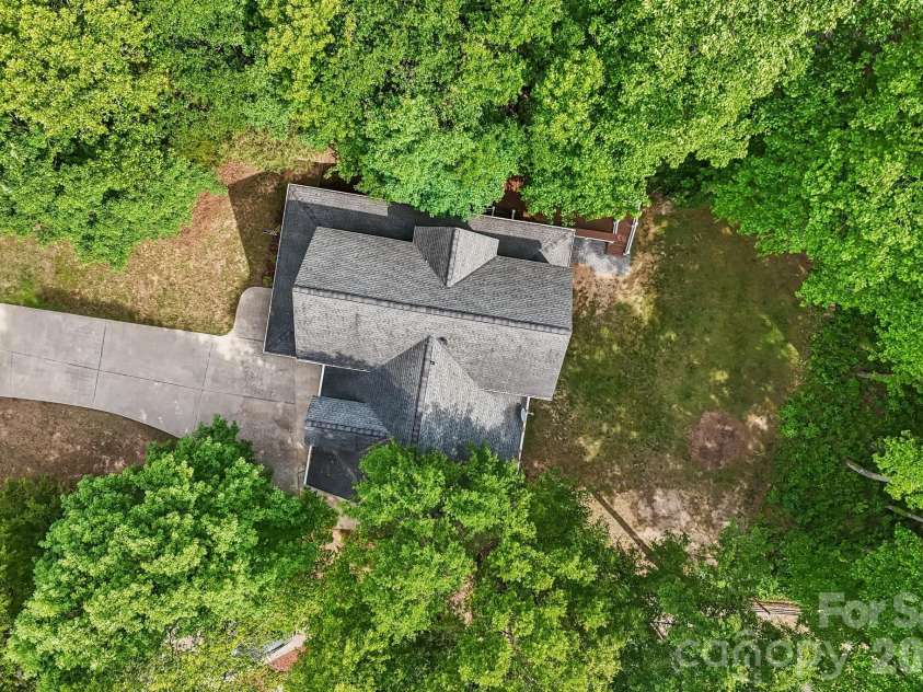 917 Clover Park Drive, Clover, SC 29710.  MLS# CAR4378029, YatesRealty ID 20115. 