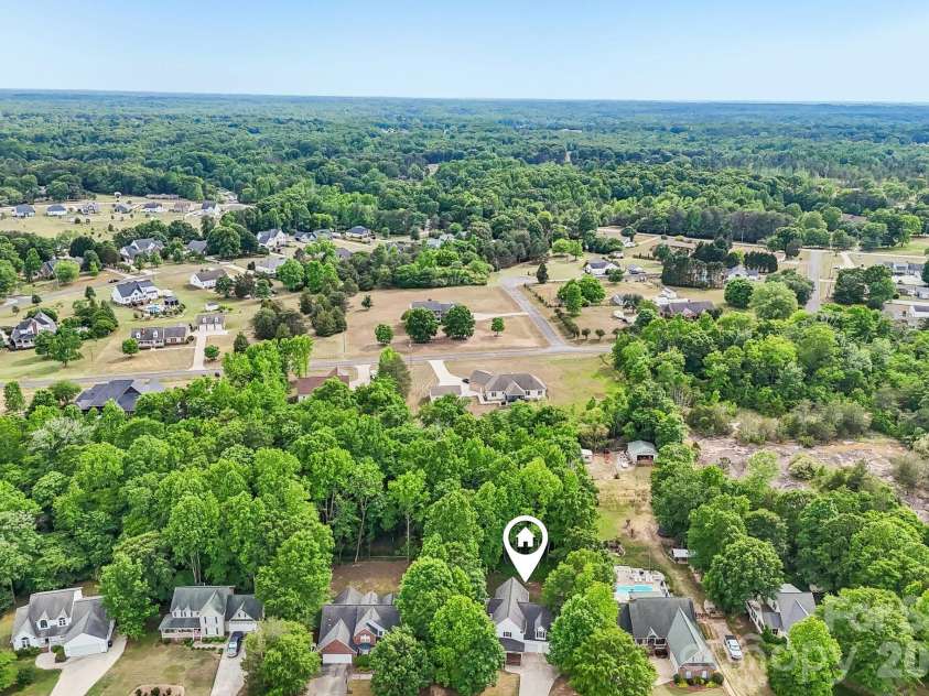 917 Clover Park Drive, Clover, SC 29710.  MLS# CAR4378029, YatesRealty ID 20115. 