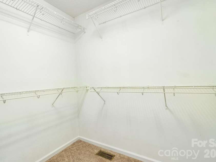 917 Clover Park Drive, Clover, SC 29710.  MLS# CAR4378029, YatesRealty ID 20115. Primary closet