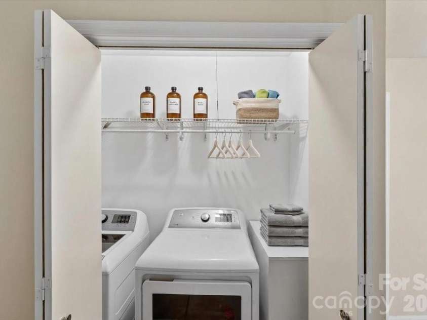 962 Sherwood Circle, Lancaster, SC 29720.  MLS# CAR4330888, YatesRealty ID 20116. 
