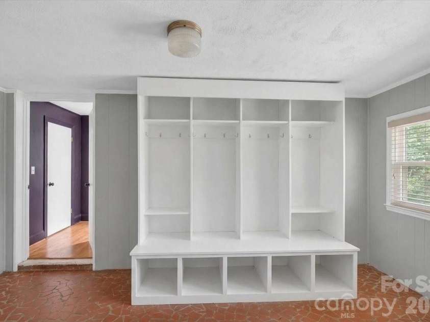 962 Sherwood Circle, Lancaster, SC 29720.  MLS# CAR4330888, YatesRealty ID 20116. 