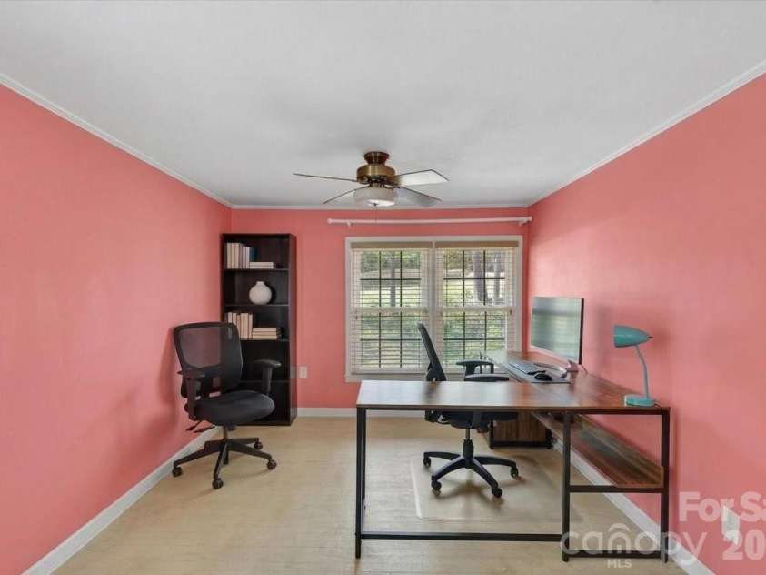 962 Sherwood Circle, Lancaster, SC 29720.  MLS# CAR4330888, YatesRealty ID 20116. 