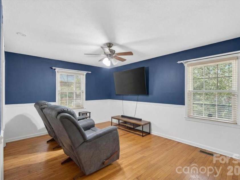 962 Sherwood Circle, Lancaster, SC 29720.  MLS# CAR4330888, YatesRealty ID 20116. 