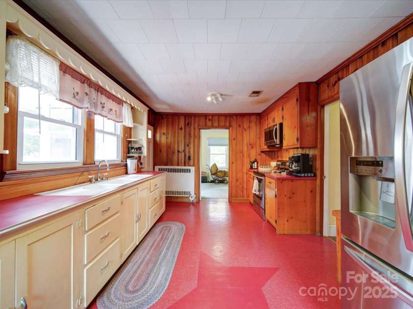 1614 Linwood Road, Gaston, NC 28052.  MLS# CAR4266981, YatesRealty ID 20119. 
