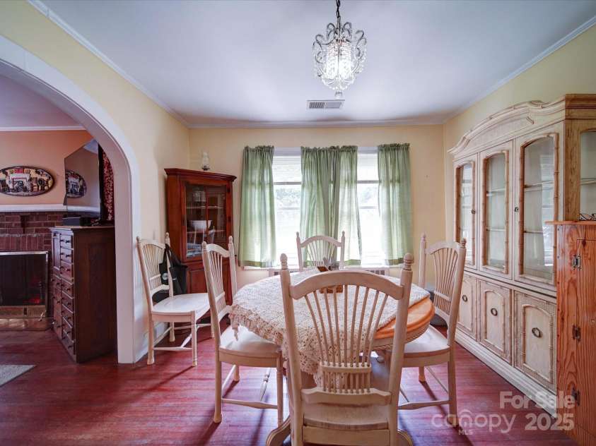 1614 Linwood Road, Gaston, NC 28052.  MLS# CAR4266981, YatesRealty ID 20119. Dining Room