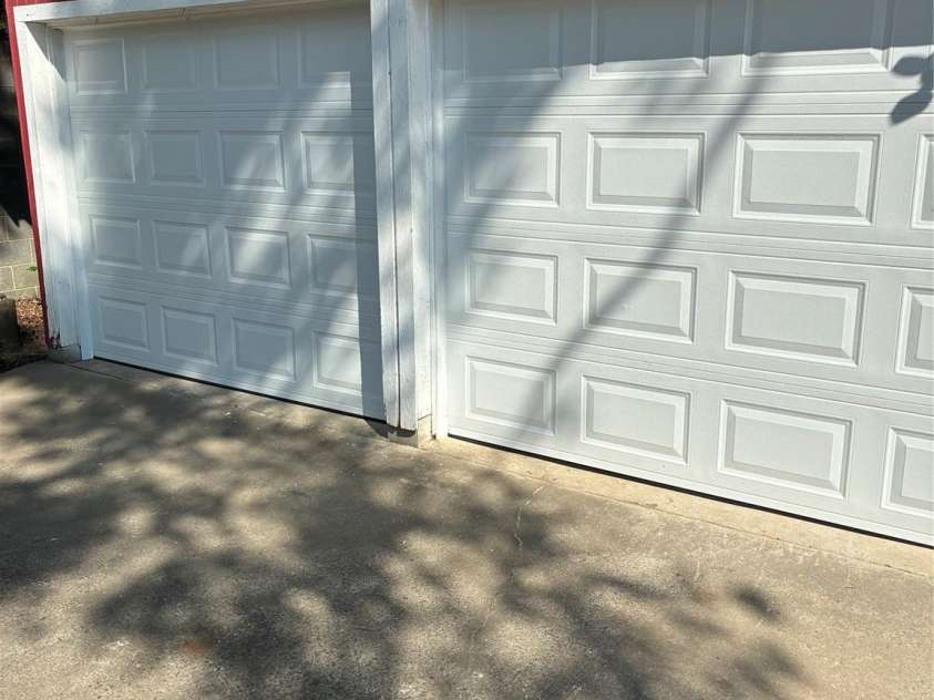 1614 Linwood Road, Gaston, NC 28052.  MLS# CAR4266981, YatesRealty ID 20119. New Garage Door