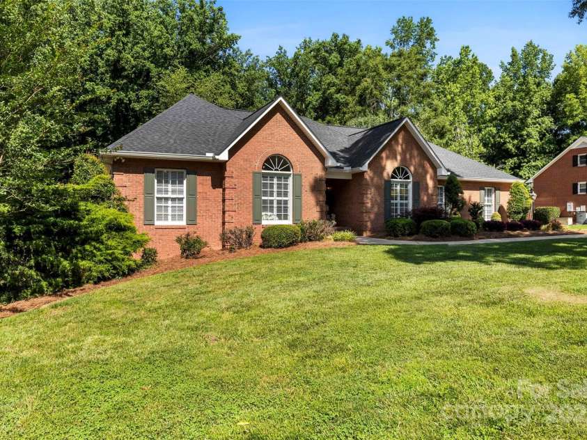 600 Queens Road, Cherryville, NC 28021.  MLS# CAR4272279, YatesRealty ID 2012. 