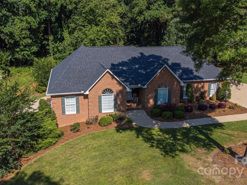600 Queens Road, Cherryville, NC 28021.  MLS# CAR4272279, YatesRealty ID 2012. 