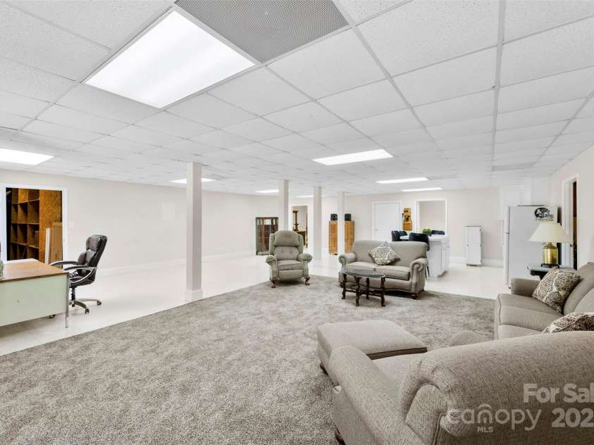 600 Queens Road, Cherryville, NC 28021.  MLS# CAR4272279, YatesRealty ID 2012. 